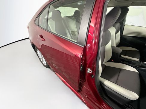 Used 2023 Toyota Corolla LE w/ LE Premium Package FWD image 28