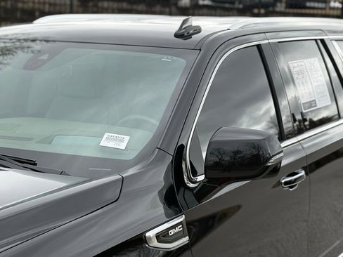 Used 2022 GMC Yukon Denali image 10