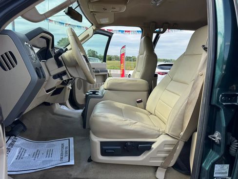 Used 2010 Ford F250 Lariat AWD/4WD image 13