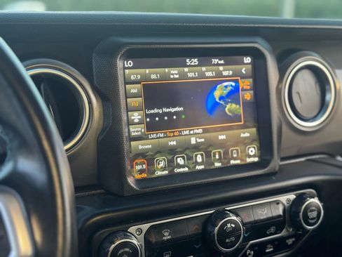 Used 2022 Jeep Wrangler Unlimited Rubicon 4xe w/ Safety Group image 20