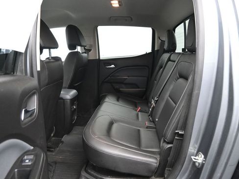 Used 2018 Chevrolet Colorado Z71 AWD/4WD image 26