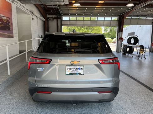 New 2026 Chevrolet Equinox LT FWD image 7