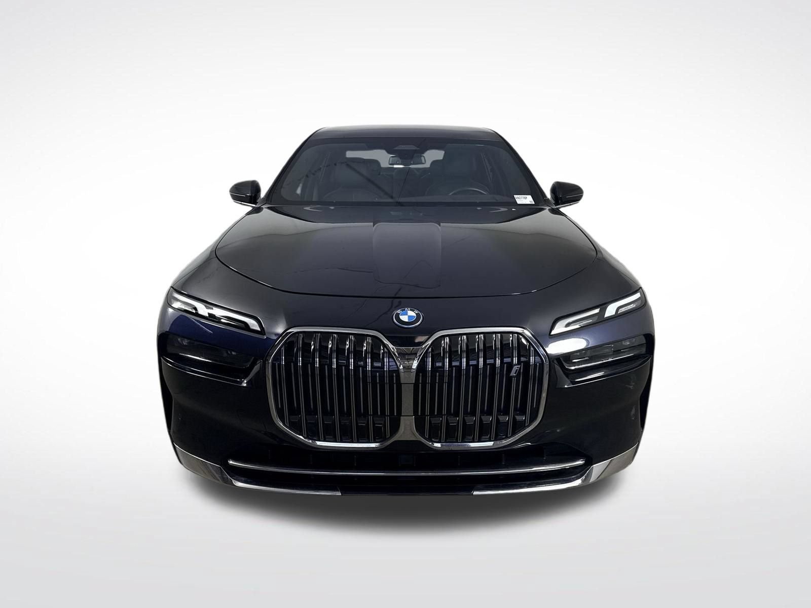 Used 2023 BMW i7 xDrive60 AWD/4WD image 24