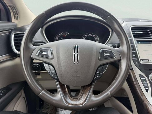 Used 2016 Lincoln MKX Reserve AWD/4WD image 36