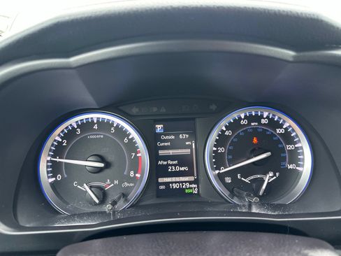 Used 2017 Toyota Highlander XLE AWD/4WD image 54