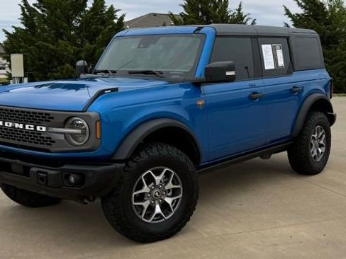 Used 2023 Ford Bronco Badlands AWD/4WD image 2