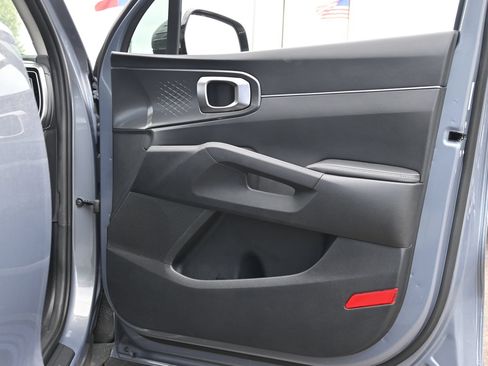 Used 2025 Kia Sorento S AWD/4WD image 28