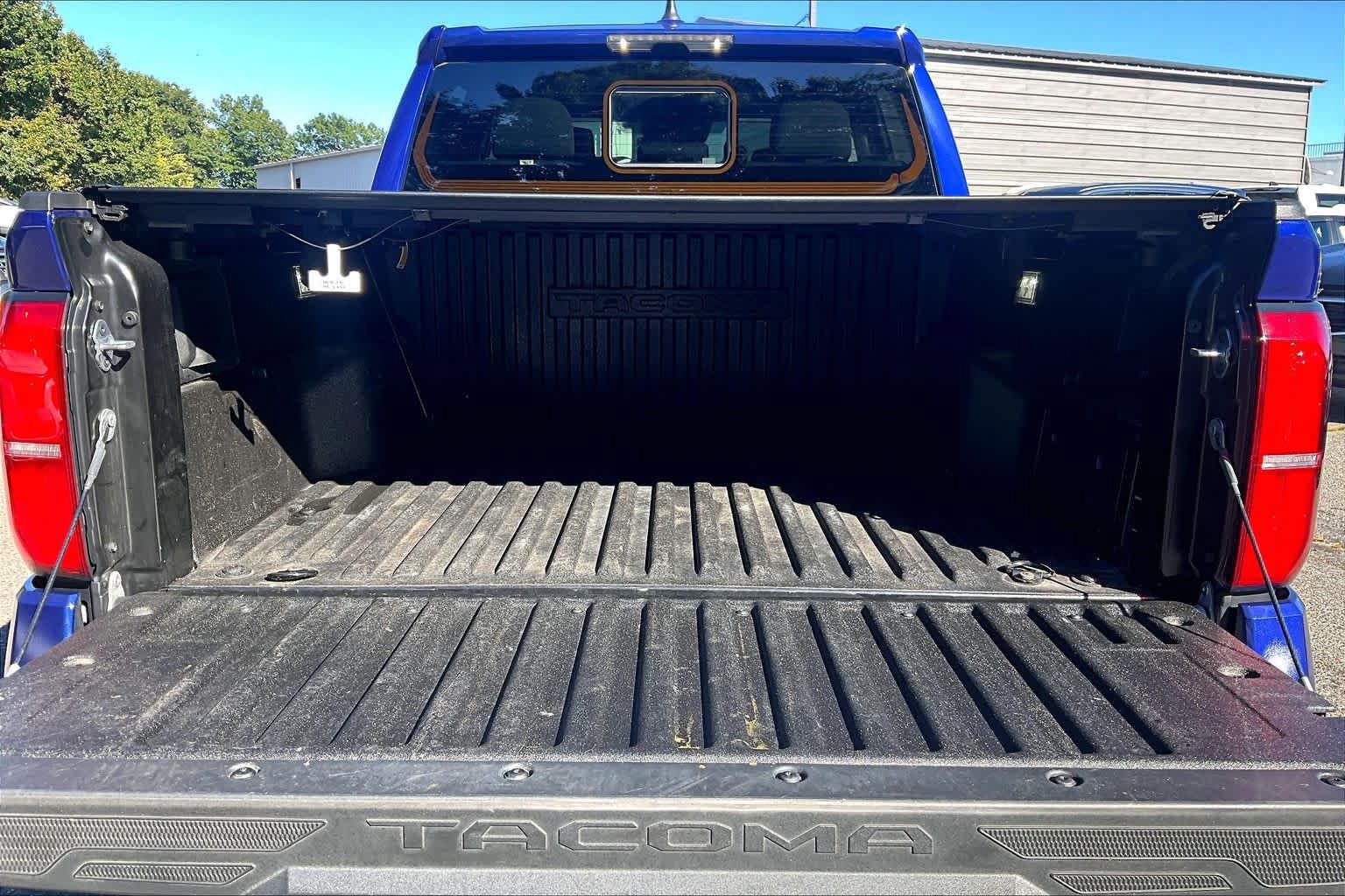 Certified 2025 Toyota Tacoma TRD Sport w/ TRD Sport Upgrade Package AWD/4WD image 29