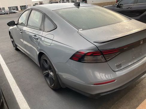 Used 2023 Honda Accord Sport image 9