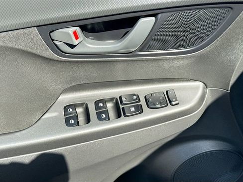 Certified 2023 Hyundai Kona SE image 17