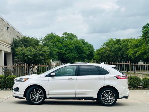 Used 2019 Ford Edge Titanium w/ Equipment Group 301A image 5