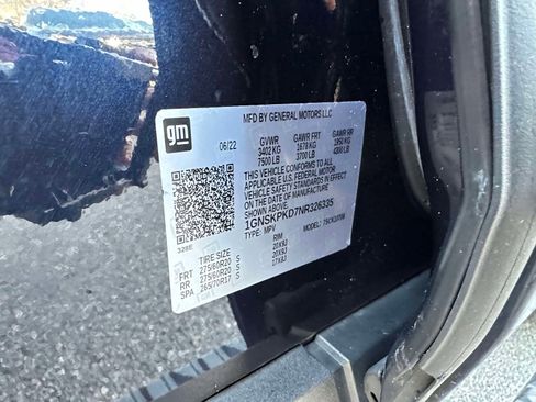 Used 2022 Chevrolet Tahoe Z71 w/ Luxury Package image 20