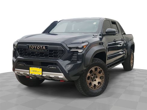 Used 2025 Toyota Tacoma 4x4 Double Cab Hybrid image 1