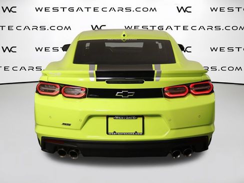 Used 2020 Chevrolet Camaro SS RWD image 4