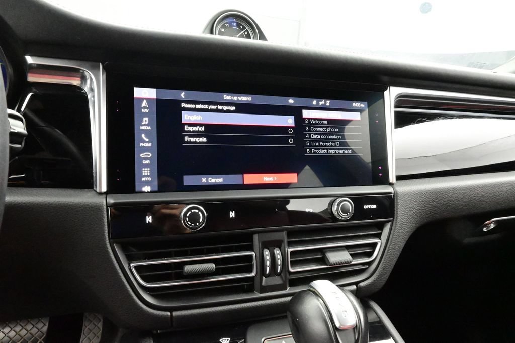 Certified 2023 Porsche Macan S AWD/4WD image 10