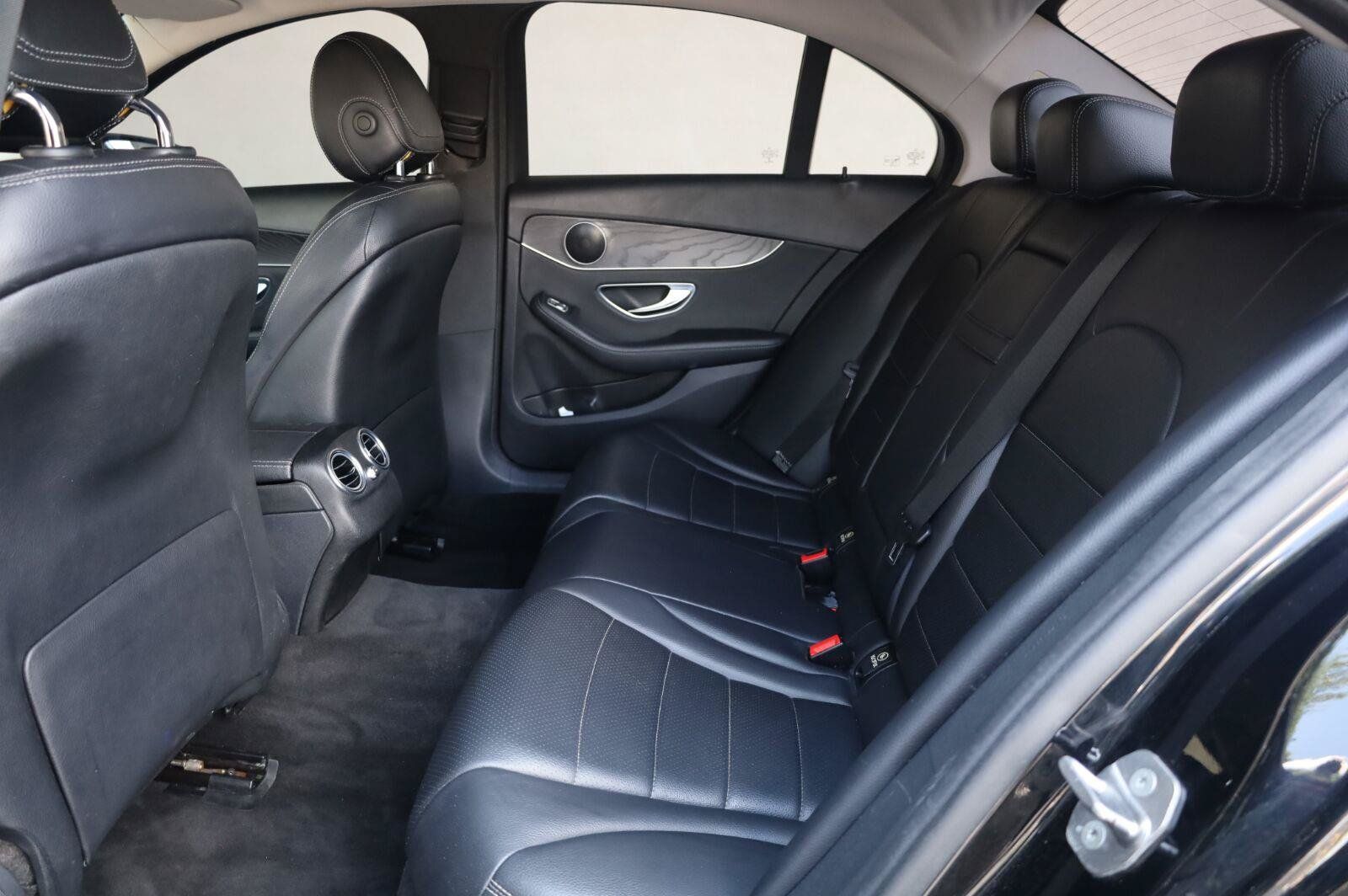 Used 2017 Mercedes-Benz C 300 4MATIC Sedan image 15