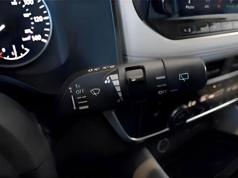 Used 2023 Nissan Rogue SL w/ SL Premium Package AWD/4WD image 24