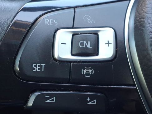 Used 2021 Volkswagen Jetta R-Line image 27