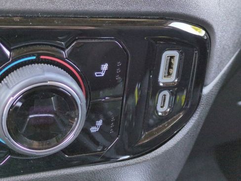 Used 2024 Chevrolet Silverado 1500 RST w/ Convenience Package II image 20