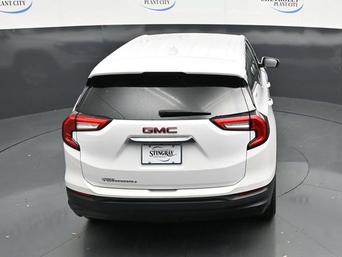 Used 2024 GMC Terrain SLE FWD image 14