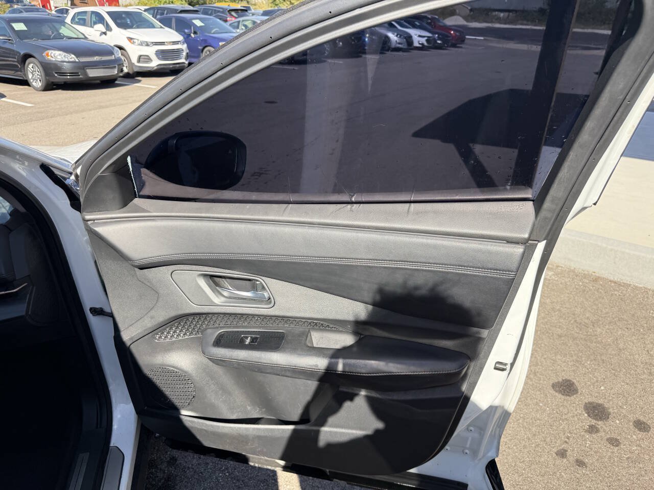 Used 2024 Nissan Ariya AWD image 13
