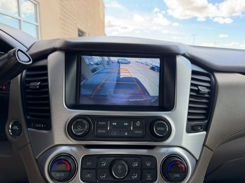 Used 2017 GMC Yukon XL SLT image 29