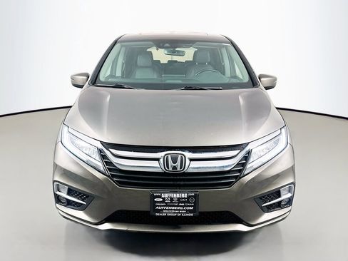 Used 2019 Honda Odyssey Elite image 2