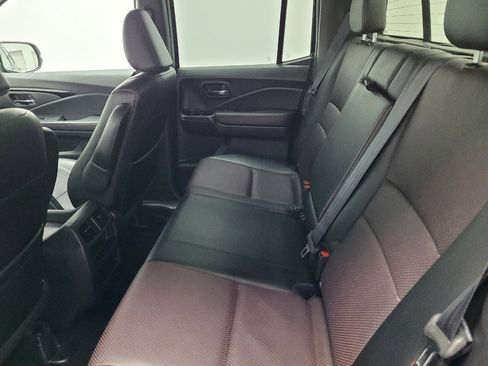 Used 2017 Honda Ridgeline Black Edition image 18