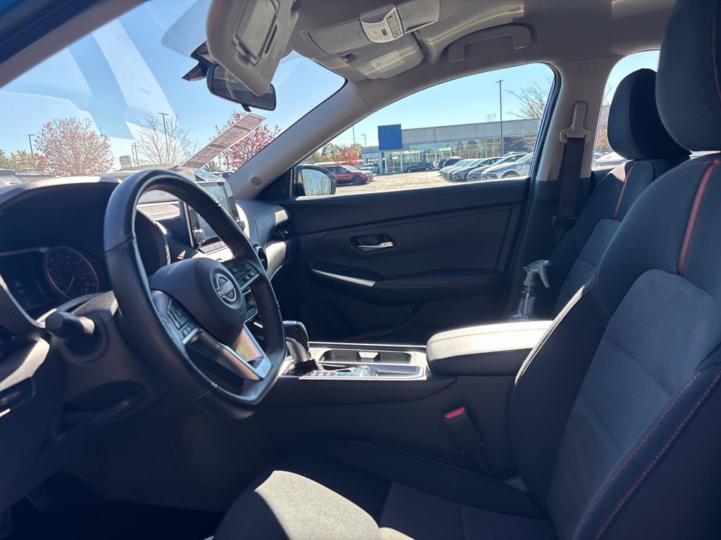 Used 2024 Nissan Sentra SR FWD image 9