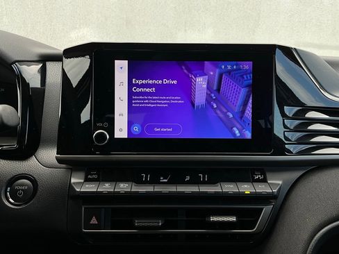 Used 2025 Toyota Camry LE image 25