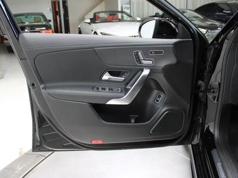 Used 2021 Mercedes-Benz A 220 image 32