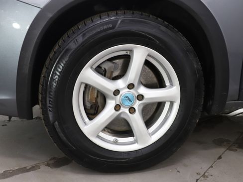 Used 2016 Volvo V60 T5 Cross Country Platinum image 29