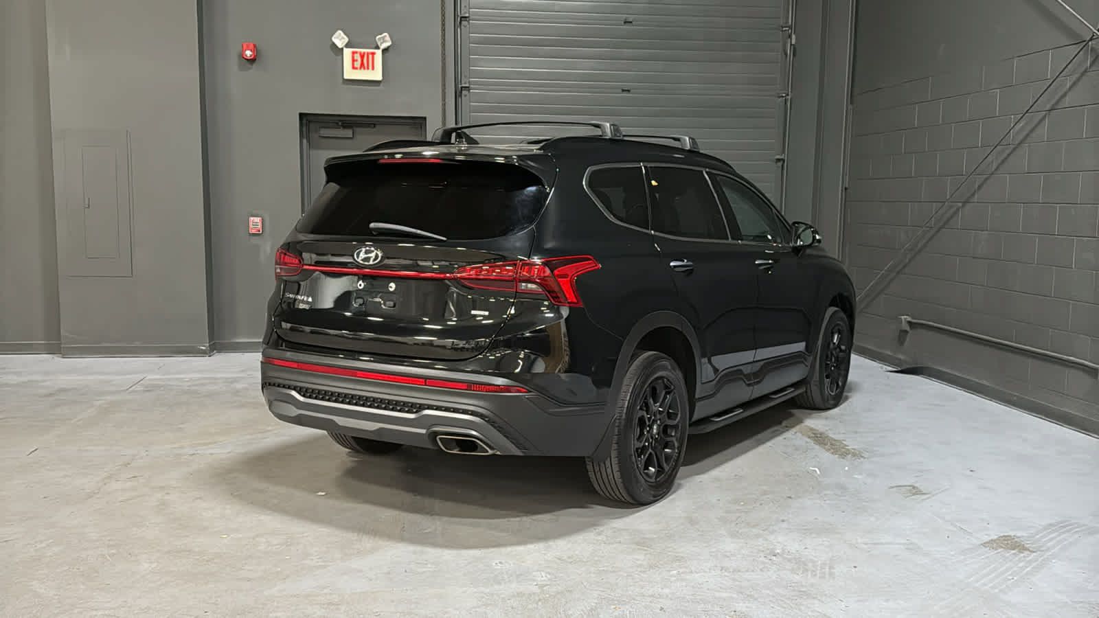 Used 2023 Hyundai Santa Fe XRT AWD/4WD image 4