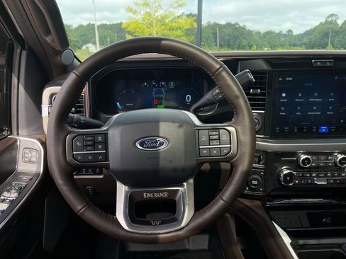 Used 2026 Ford F250 King Ranch w/ Chrome Package AWD/4WD image 29