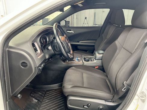 Used 2022 Dodge Charger SXT image 19