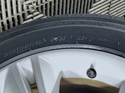 Used 2014 Ford Focus SE image 32