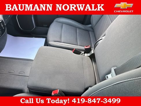 Used 2023 Chevrolet Silverado 1500 RST AWD/4WD image 32