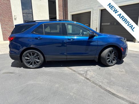 Used 2022 Chevrolet Equinox RS w/ LPO, Floor Liner Package FWD image 8