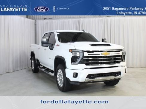 Used 2025 Chevrolet Silverado 2500 LT w/ Z71 Chrome Sport Edition AWD/4WD image 1