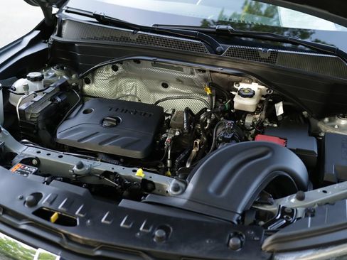 Used 2025 Chevrolet TrailBlazer LT AWD/4WD image 28