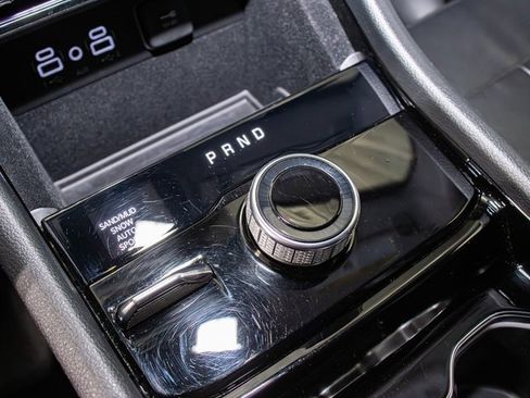 Used 2022 Jeep Grand Cherokee Limited image 19