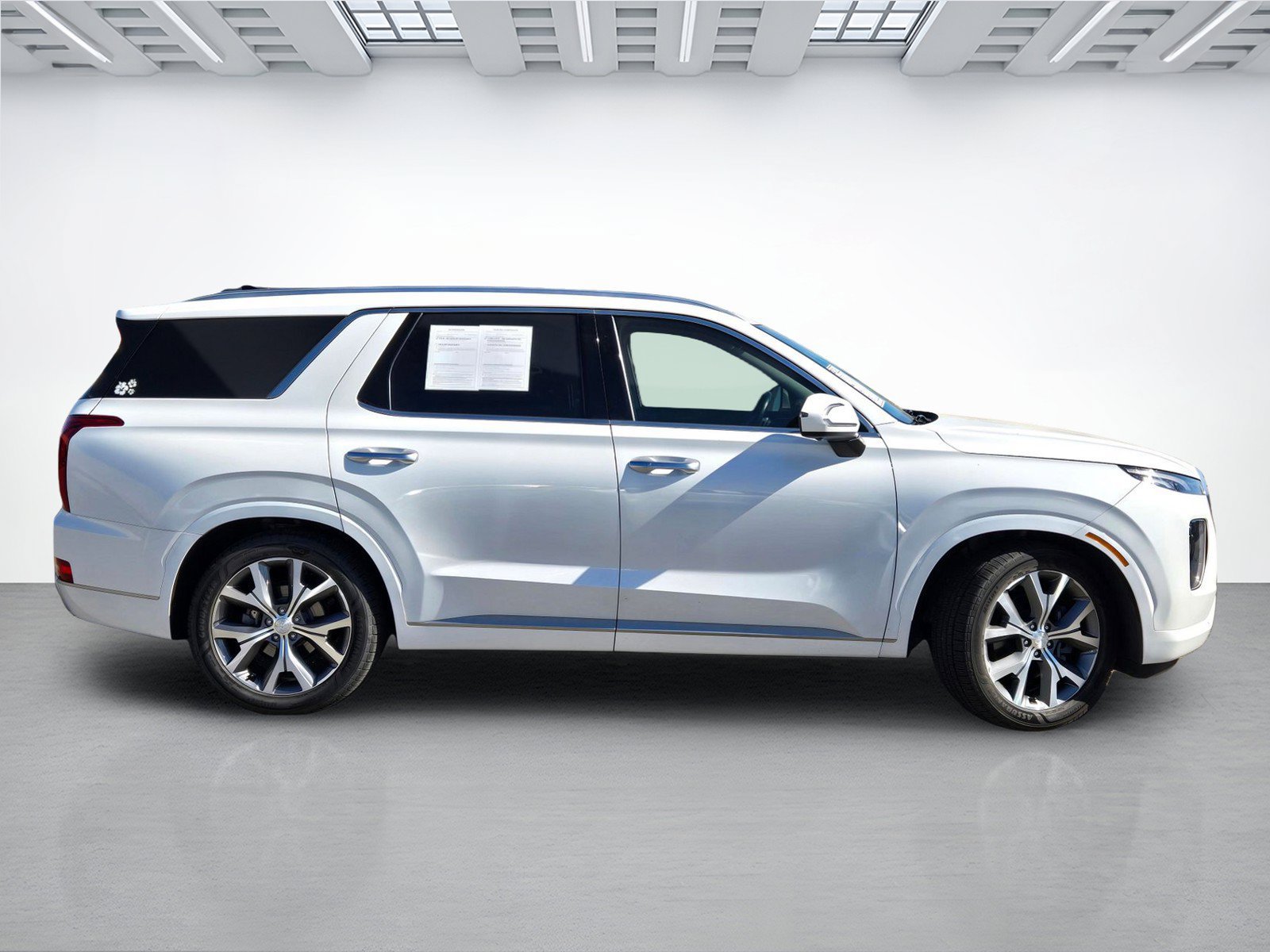Used 2022 Hyundai Palisade Limited FWD image 3