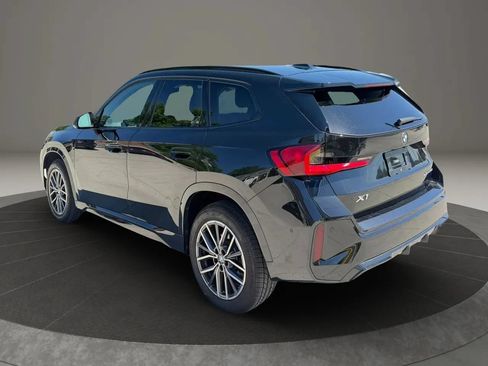 Used 2023 BMW X1 xDrive28i w/ M Sport Package AWD/4WD image 4