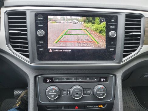 Used 2021 Volkswagen Atlas SE AWD/4WD image 21