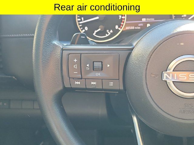 Used 2024 Nissan Pathfinder S AWD/4WD image 11