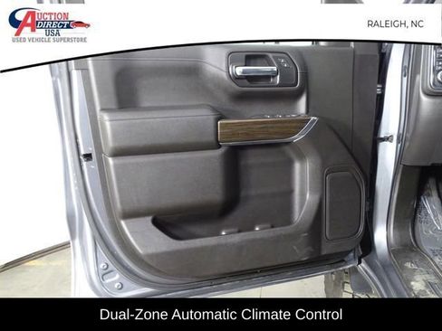 Used 2021 Chevrolet Silverado 1500 LT Trail Boss w/ Bed Protection Package image 17