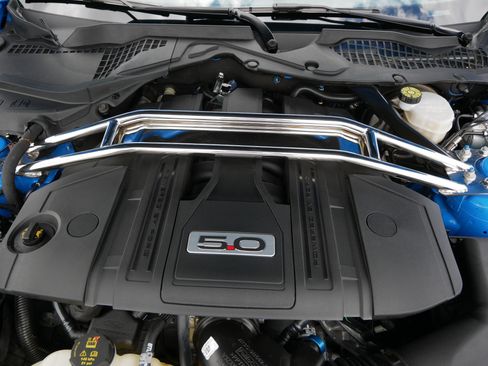 Used 2022 Ford Mustang GT Premium RWD image 37