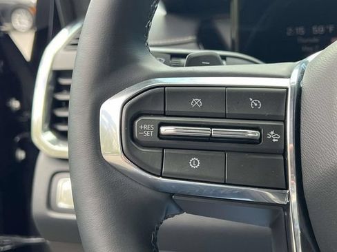 Used 2026 GMC Acadia Elevation w/ Elevation Premium Package AWD/4WD image 26