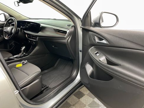 Certified 2024 Buick Encore GX Preferred image 33
