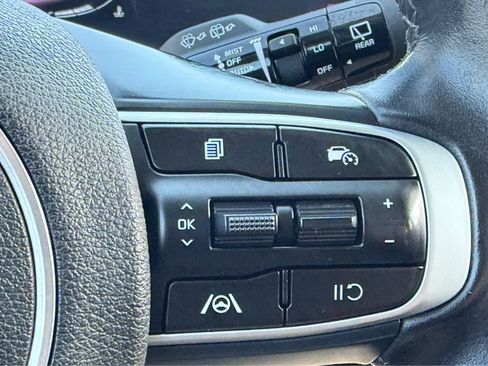 Used 2023 Kia Sportage EX FWD image 23